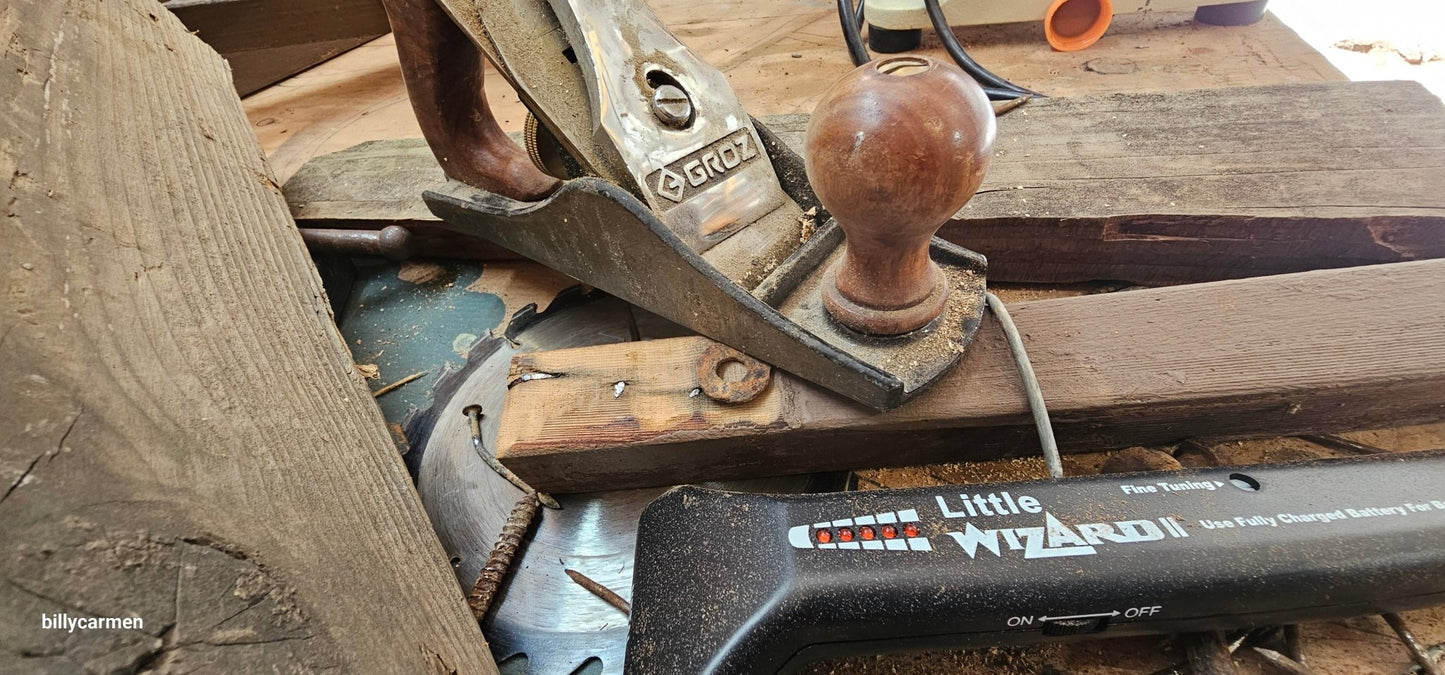 Little Wizard II Woodworking Metal Detector Nail Finder - WizardDetectors