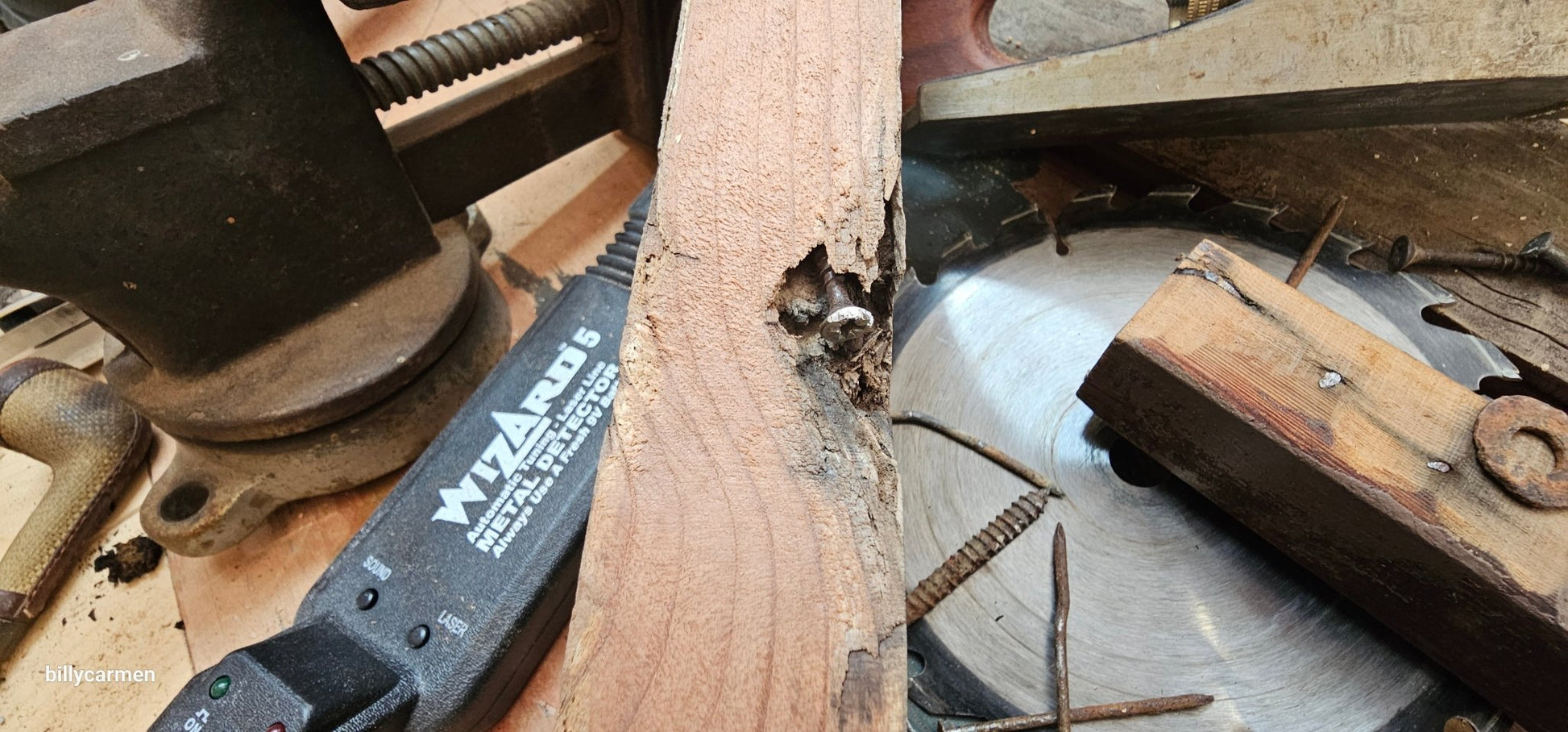 Lumber Wizard 5 Laser Guided Woodworking Metal Detector - WizardDetectors